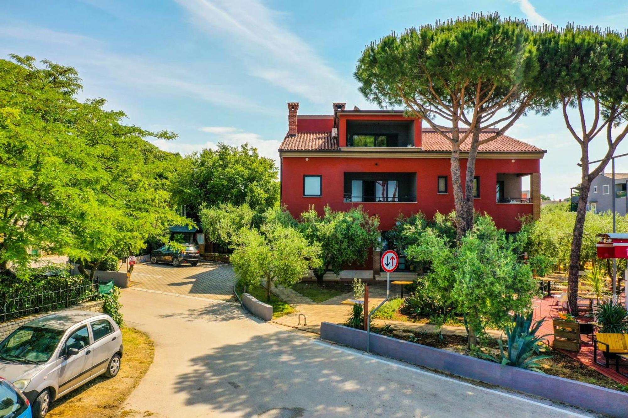 Apartments Oliveto - Calming Sea View Medulin Exterior photo
